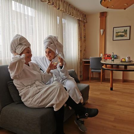 Hotel Cristal Нюрнберг Екстериор снимка